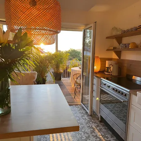 Seeapartment Hoeri דירה *