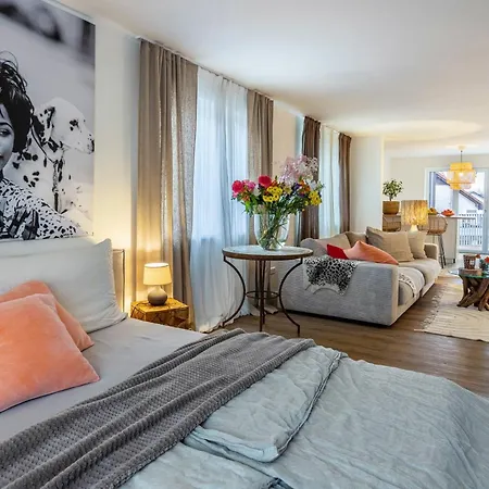 Seeapartment Hoeri דירה